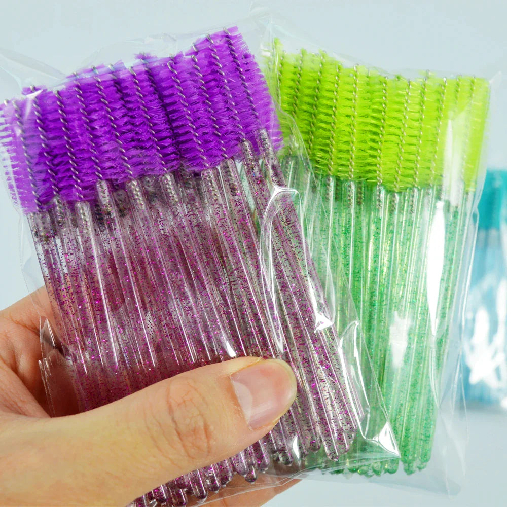 QSTY eyelash brush makeup brushes 50pcs individual disposable mascara applicator comb wand lash makeup brushes tools 6 colors