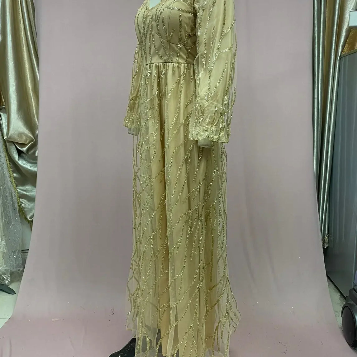 Luxurious Gold Embellished Evening Gown Sexy Lady Queen Atmosphere Long Dress New 2025 Heavy Workmanship Elegant Women's Dress