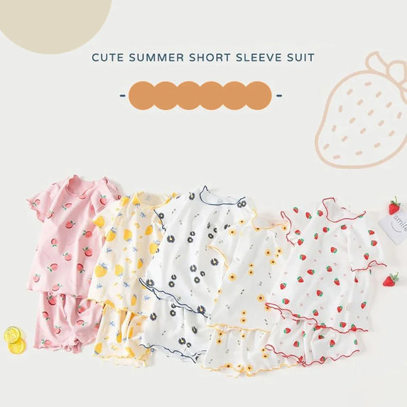 Girls Summer Pajama Sets Stylish Cartoon Pattern Printing Short Sleeve Top and Pants Made from Luxurious Cozy Ice Silk Material