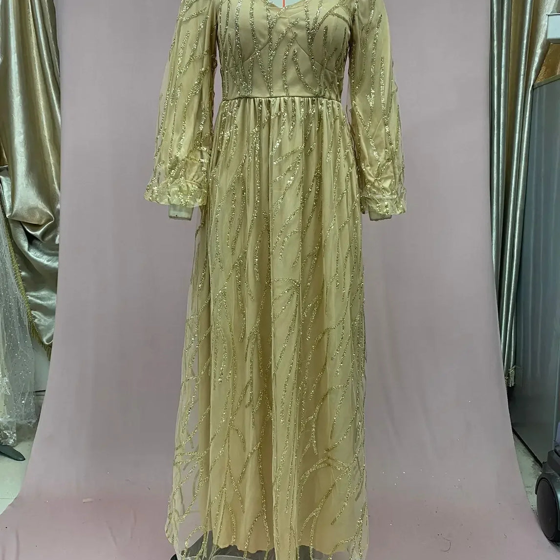 Luxurious Gold Embellished Evening Gown Sexy Lady Queen Atmosphere Long Dress New 2025 Heavy Workmanship Elegant Women's Dress