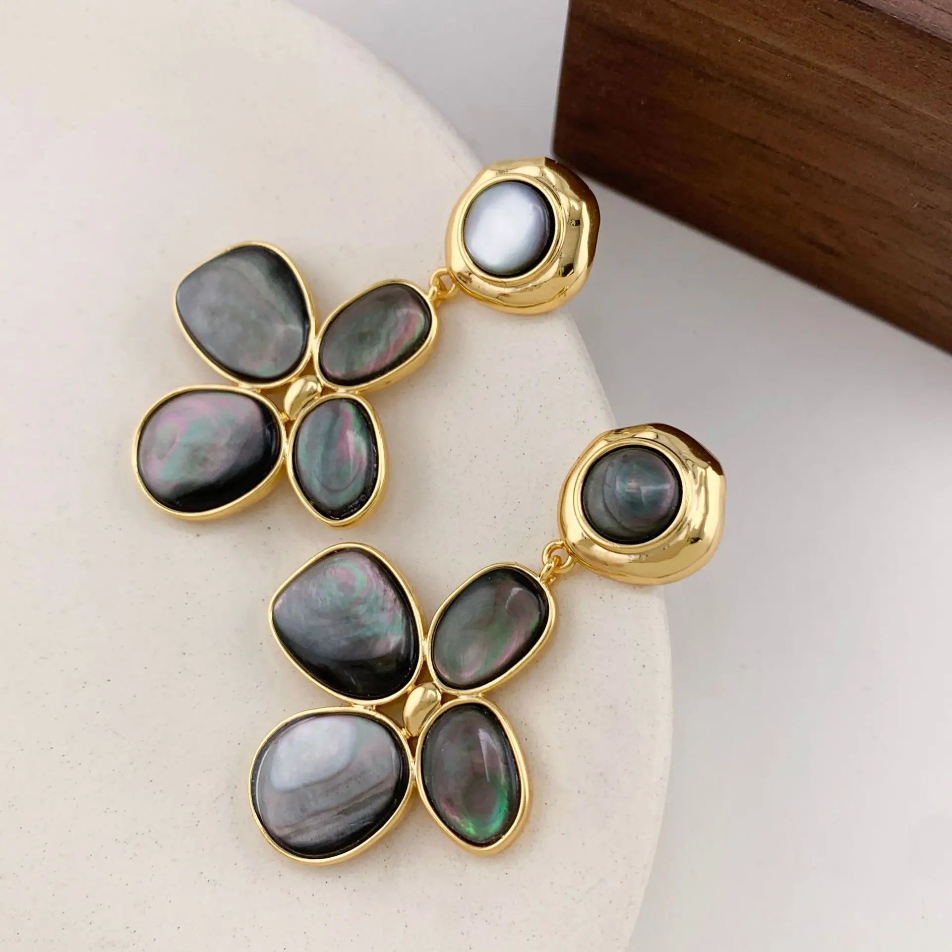 Luxury Pearl Shell Earring Ring Brooch Jewelry Set, Natural Stone Ring & Flower Earring,Women's Elegant Clothing Decoration Gift
