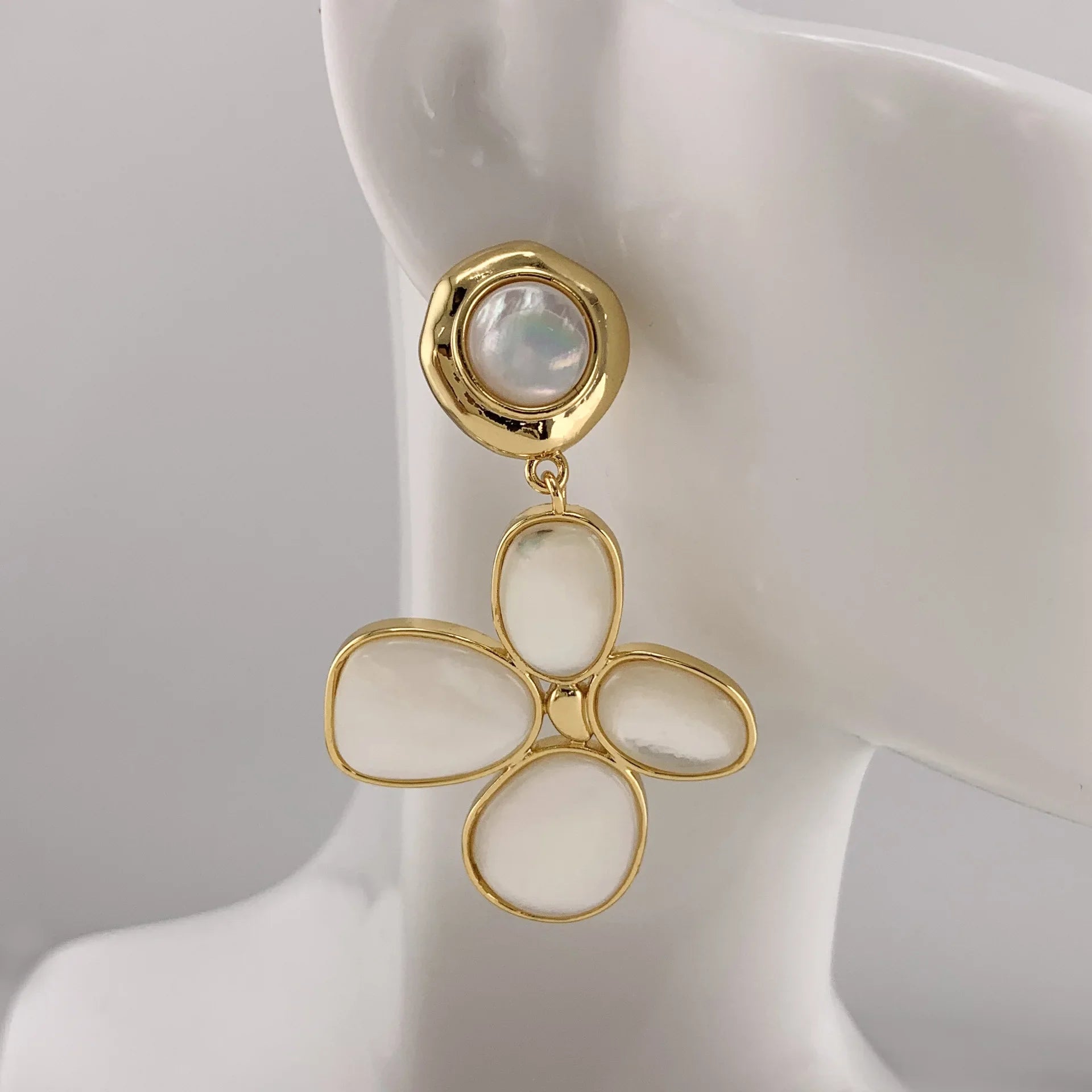 Luxury Pearl Shell Earring Ring Brooch Jewelry Set, Natural Stone Ring & Flower Earring,Women's Elegant Clothing Decoration Gift