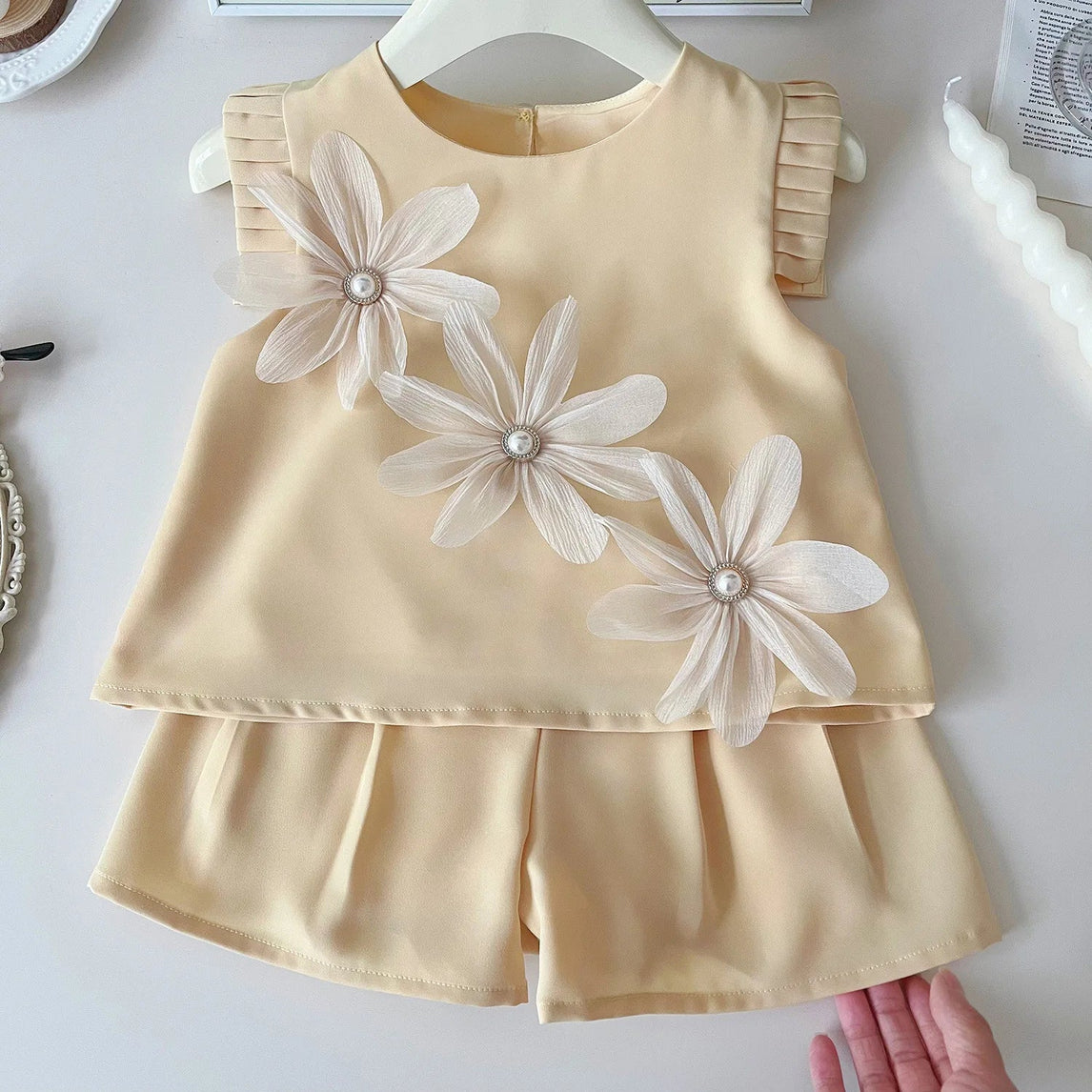 Children's Suit For Girls Summer Cute Three Flowers Short Sleeve Tshirt + Shorts 2 PC Sets Casual Outfit Baby Kids Clothing 