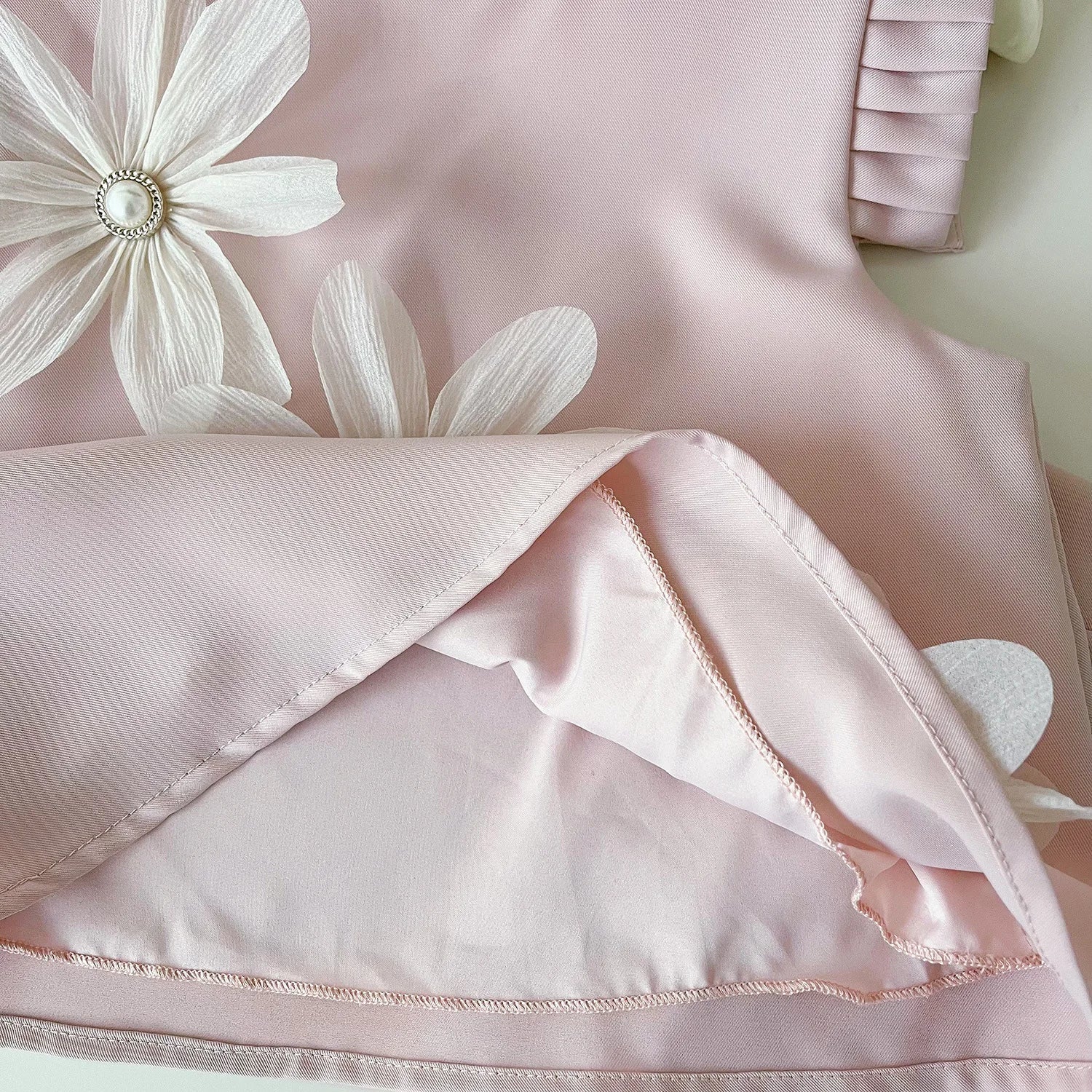 Children's Suit For Girls Summer Cute Three Flowers Short Sleeve Tshirt + Shorts 2 PC Sets Casual Outfit Baby Kids Clothing 