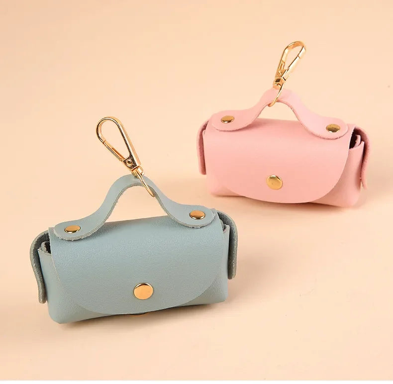 Dog Poop Bag Holder Premium Synthetic Leather Pet Waste Dispenser Built-in Organizer Carabiner Clip Dog Walking Accessories Pets
