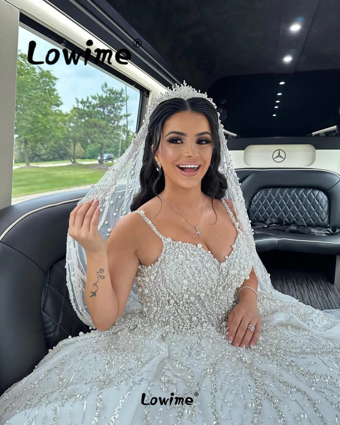 ﻿ Full Pearl White Wedding Dress Glitter Sequined Spaghetti Straps A Line Bridal Gowns Long Arabic Wedding Gowns Bride Dresses