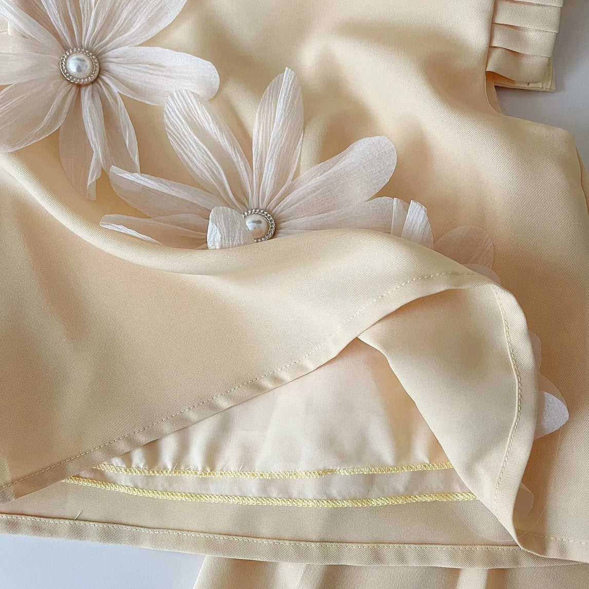 Children's Suit For Girls Summer Cute Three Flowers Short Sleeve Tshirt + Shorts 2 PC Sets Casual Outfit Baby Kids Clothing ﻿